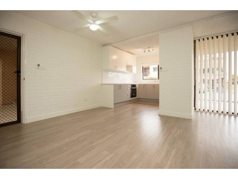 24/429 McDonald Road, Lavington NSW 2641