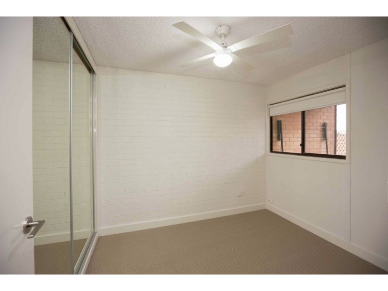 24/429 McDonald Road, Lavington NSW 2641