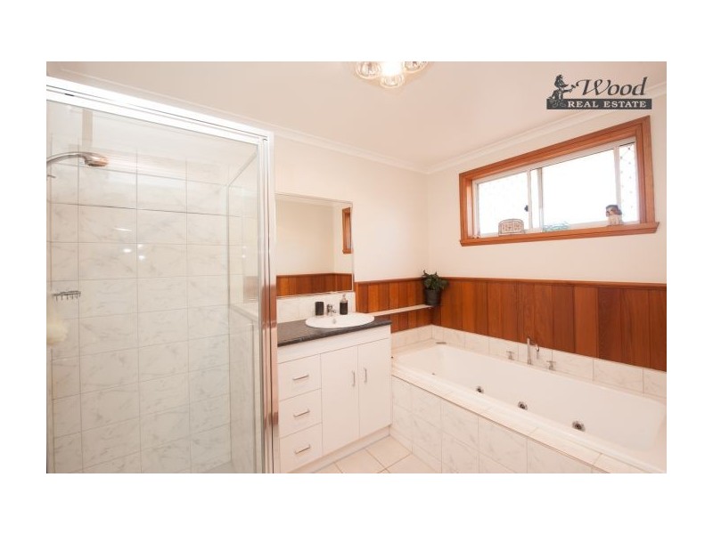 643 Centaur Road, Lavington NSW 2641