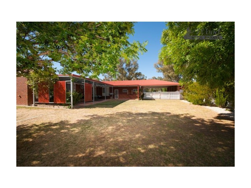 643 Centaur Road, Lavington NSW 2641
