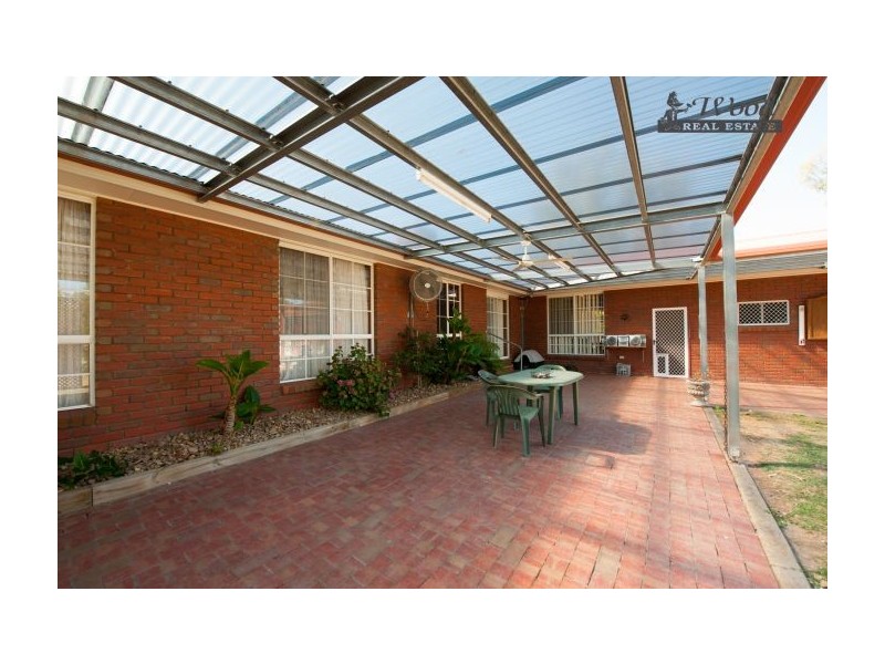 643 Centaur Road, Lavington NSW 2641