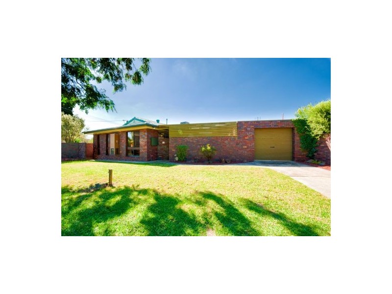 340 Cheyenne Drive, Lavington NSW 2641