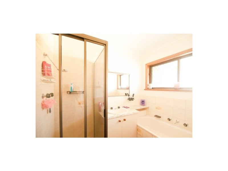 340 Cheyenne Drive, Lavington NSW 2641