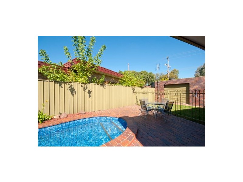 340 Cheyenne Drive, Lavington NSW 2641
