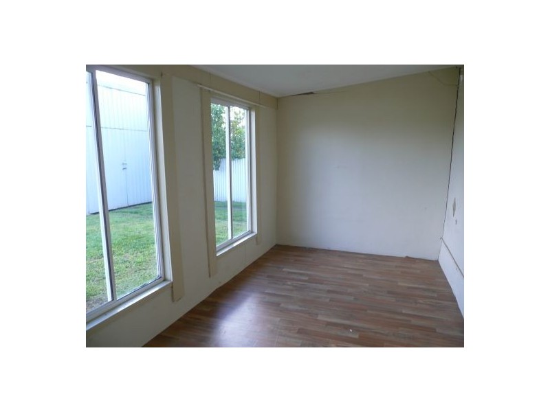 1055 Mate St, North Albury NSW 2640