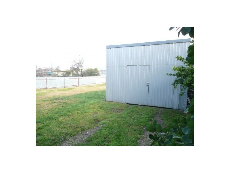 1055 Mate St, North Albury NSW 2640