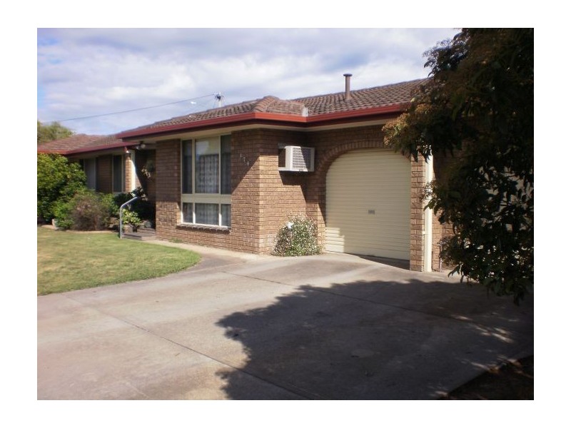 2/374 Sandrina Drive, Lavington NSW 2641