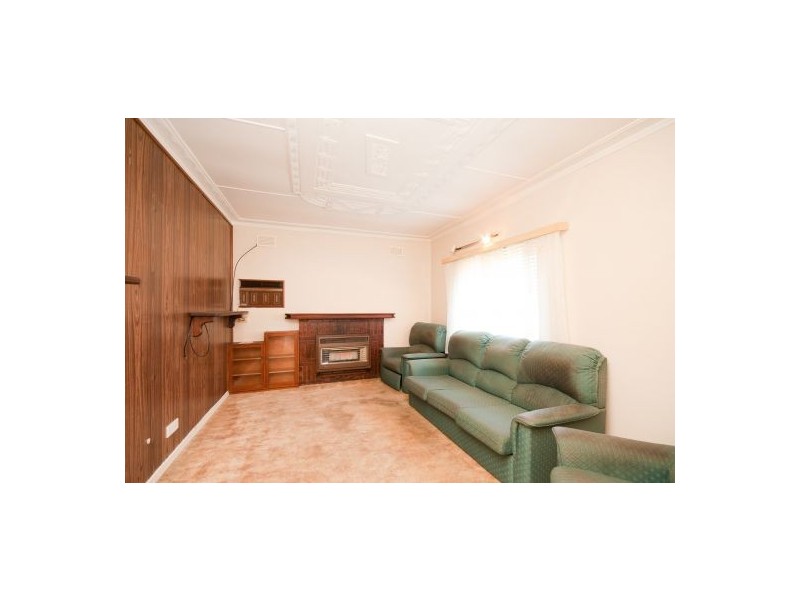 1079 Alemein Ave, North Albury NSW 2640