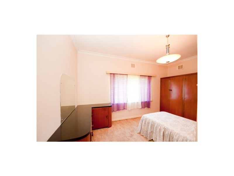 1079 Alemein Ave, North Albury NSW 2640