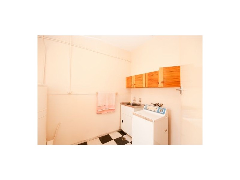 1079 Alemein Ave, North Albury NSW 2640