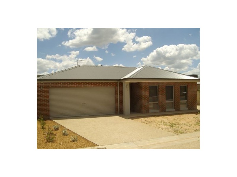 1/776 Centaur Road, Lavington NSW 2641