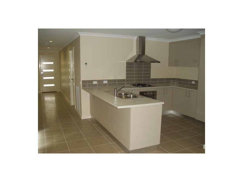 1/776 Centaur Road, Lavington NSW 2641