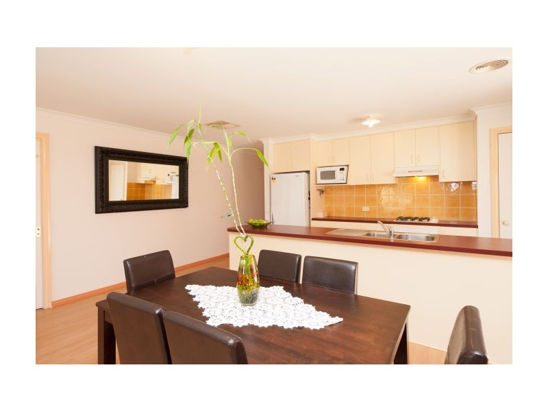 11 Beaus Crt, East Albury NSW 2640