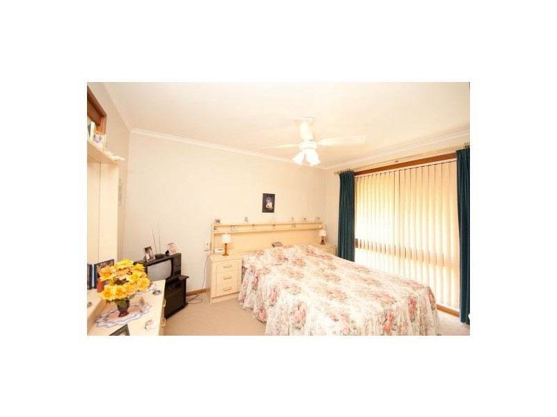 1/23 Wentworth Crt, Lavington NSW 2641
