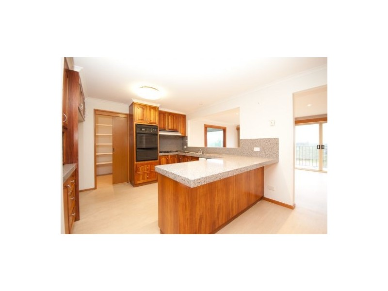 700 Pearsall St, Lavington NSW 2641