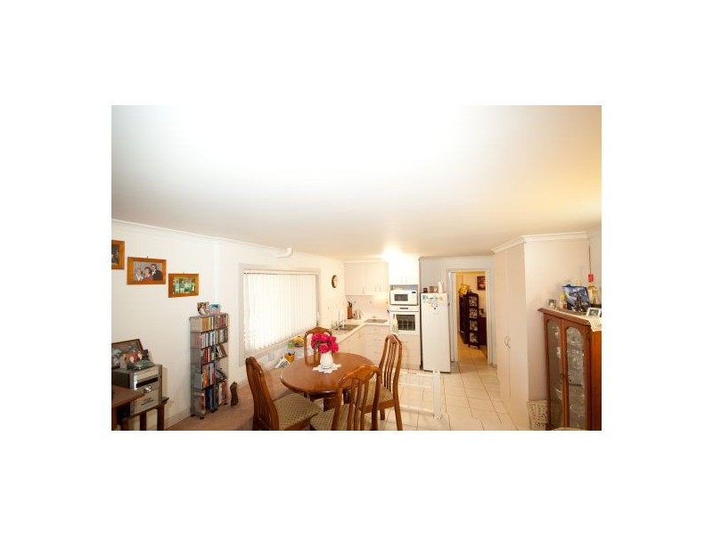 700 Pearsall St, Lavington NSW 2641