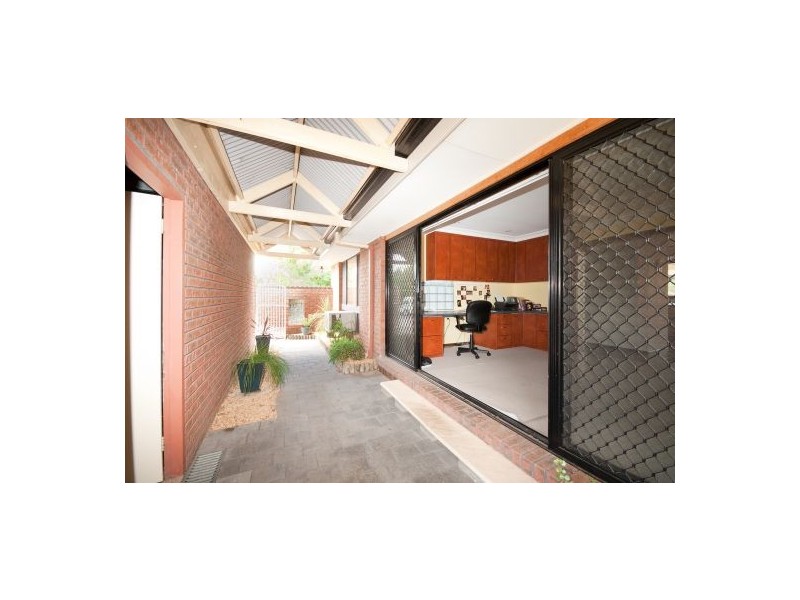 14 Kensington Crt, Thurgoona NSW 2640