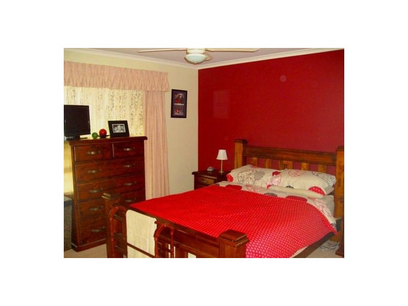 62 Dumbrell Circuit, Lavington NSW 2641