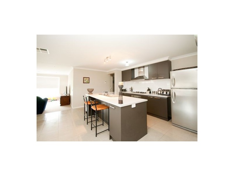 121 Whitebox Cct, Thurgoona NSW 2640
