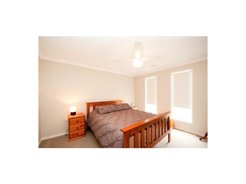 121 Whitebox Cct, Thurgoona NSW 2640