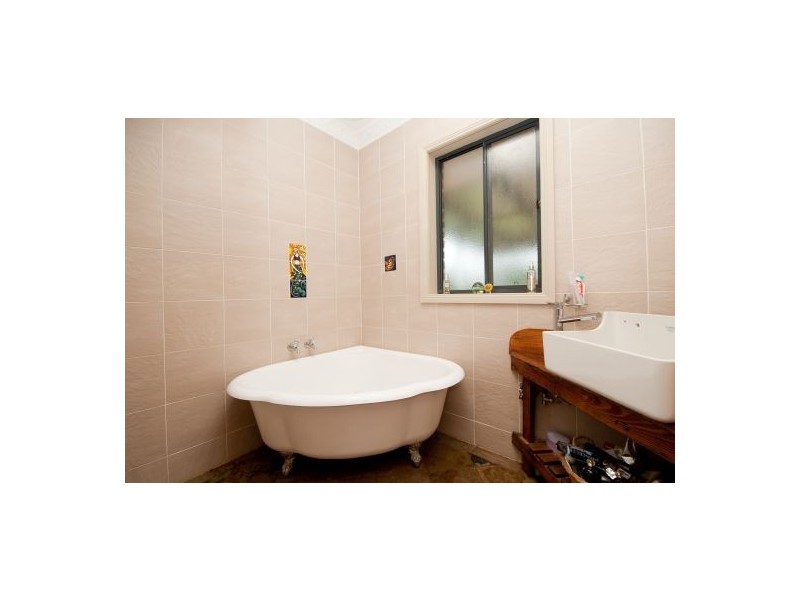 139 Townsend St, Howlong NSW 2643