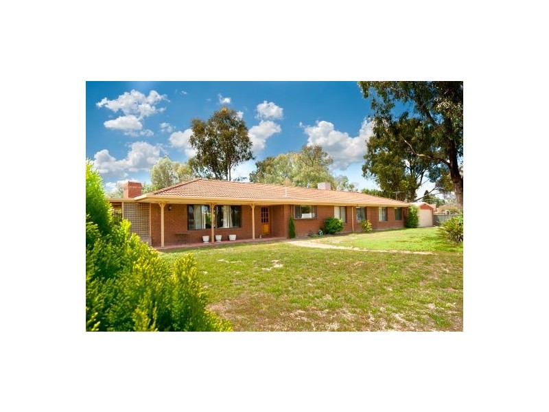 120 Dight Street, Jindera NSW 2642