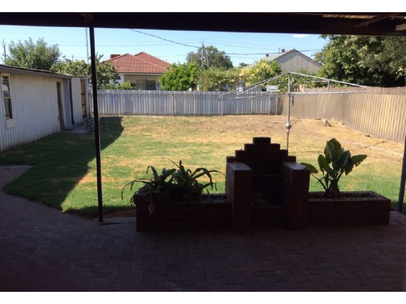 430 Tarakan Avenue, Lavington NSW 2641