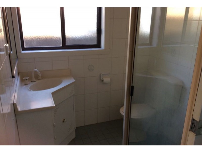 430 Tarakan Avenue, Lavington NSW 2641