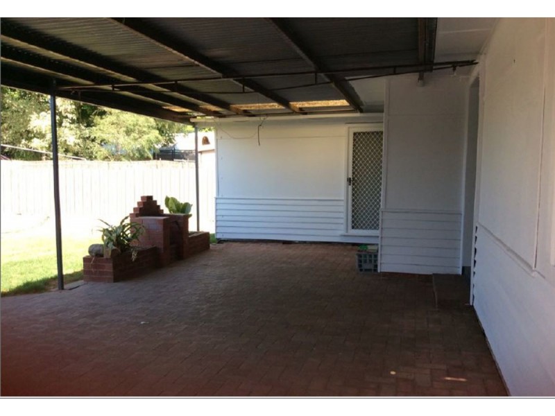 430 Tarakan Avenue, Lavington NSW 2641