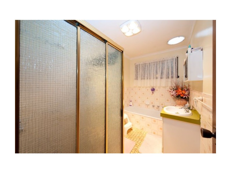 2-410 Kotthoff St, Lavington NSW 2641