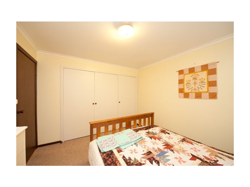 2-410 Kotthoff St, Lavington NSW 2641