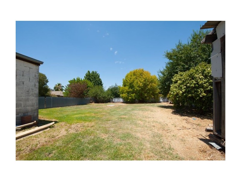 525 Marshall St, Lavington NSW 2641