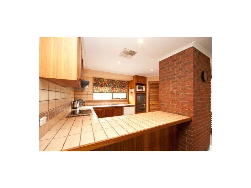 6 Grange  Court, Thurgoona NSW 2640