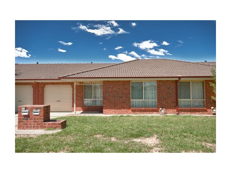 Unit2/538 Kotthoff St, Lavington NSW 2641