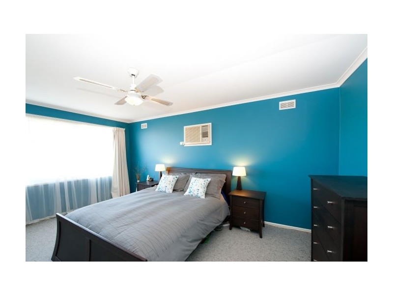 9 Stockton Crt, Thurgoona NSW 2640