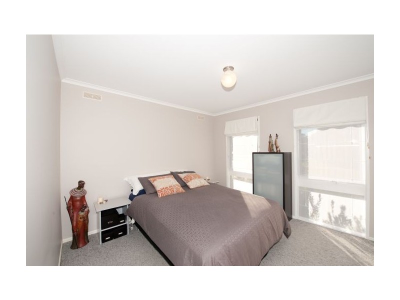 9 Stockton Crt, Thurgoona NSW 2640