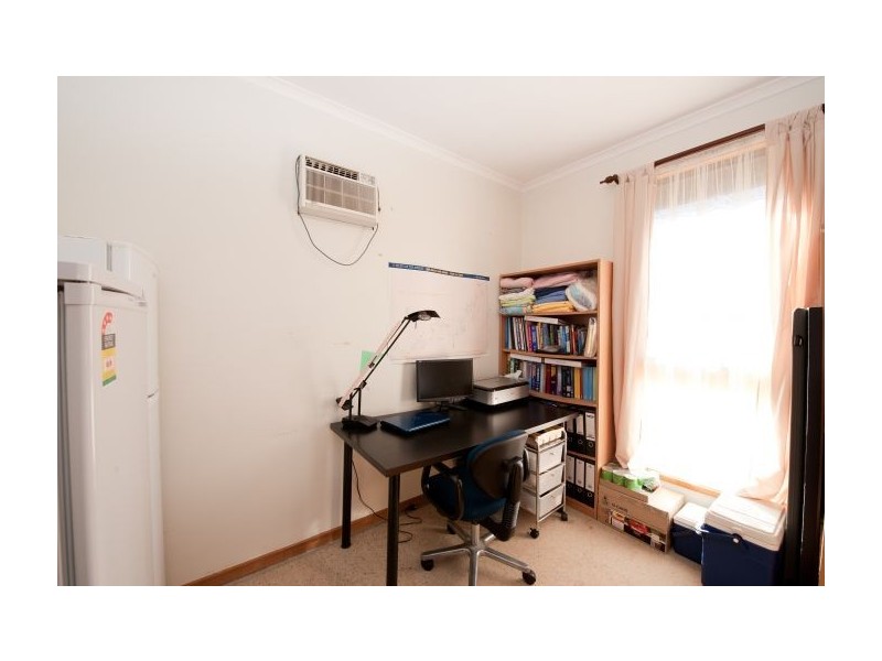 9 Stockton Crt, Thurgoona NSW 2640