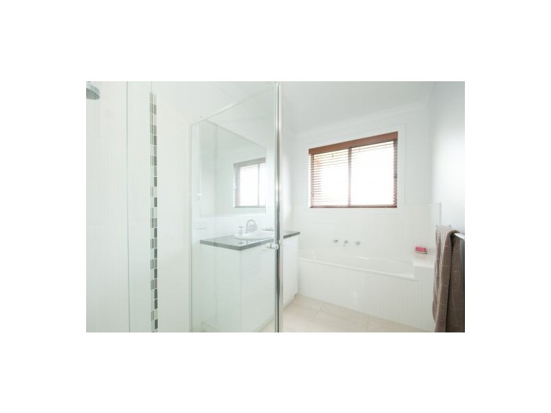 1/1 Owl Crt, Thurgoona NSW 2640