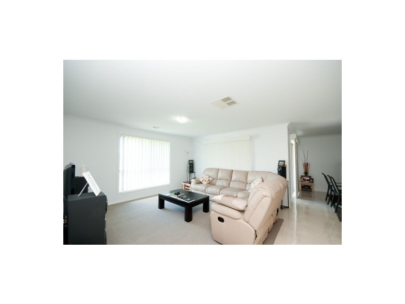 1/1 Owl Crt, Thurgoona NSW 2640