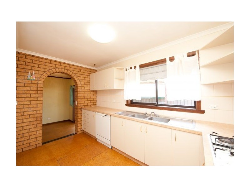 636 Storey St, Lavington NSW 2641