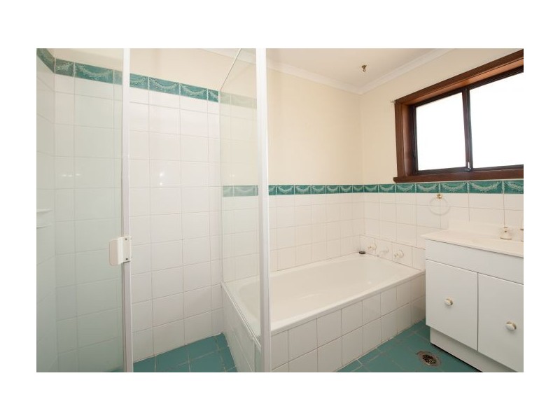 636 Storey St, Lavington NSW 2641