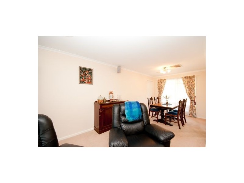3 Alkira Crt, Springdale Heights NSW 2641