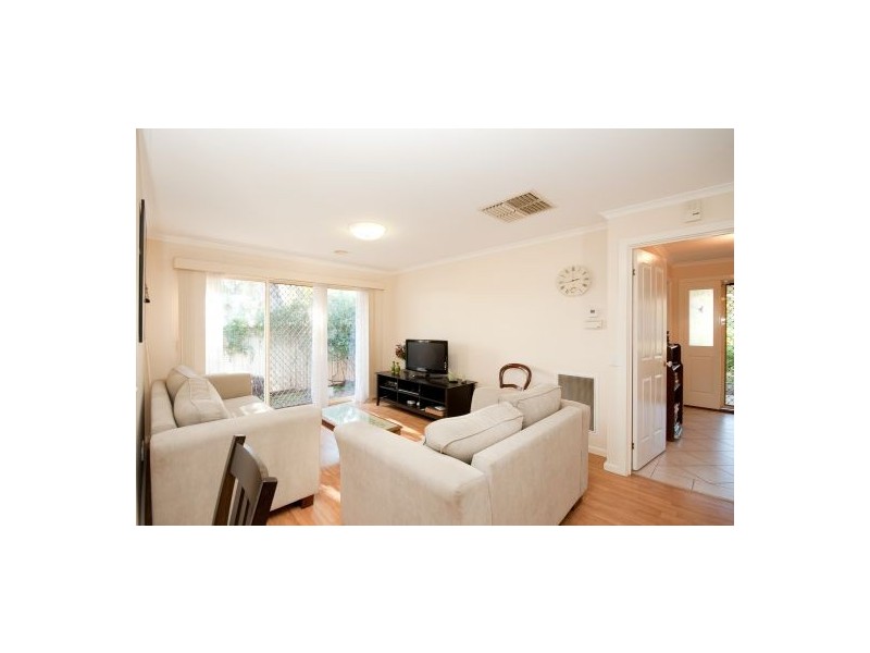 3 Alkira Crt, Springdale Heights NSW 2641