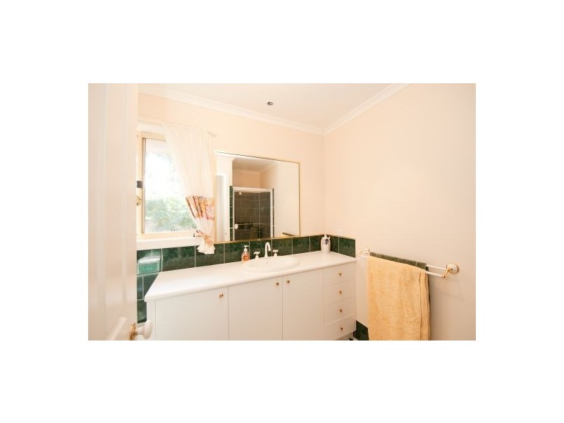 3 Alkira Crt, Springdale Heights NSW 2641