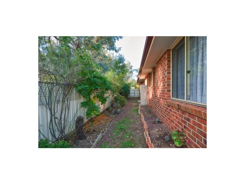 3 Alkira Crt, Springdale Heights NSW 2641
