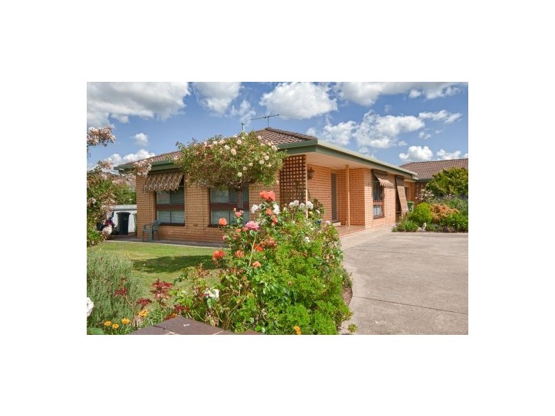 Unit 1/405 Ross Circuit, Lavington NSW 2641
