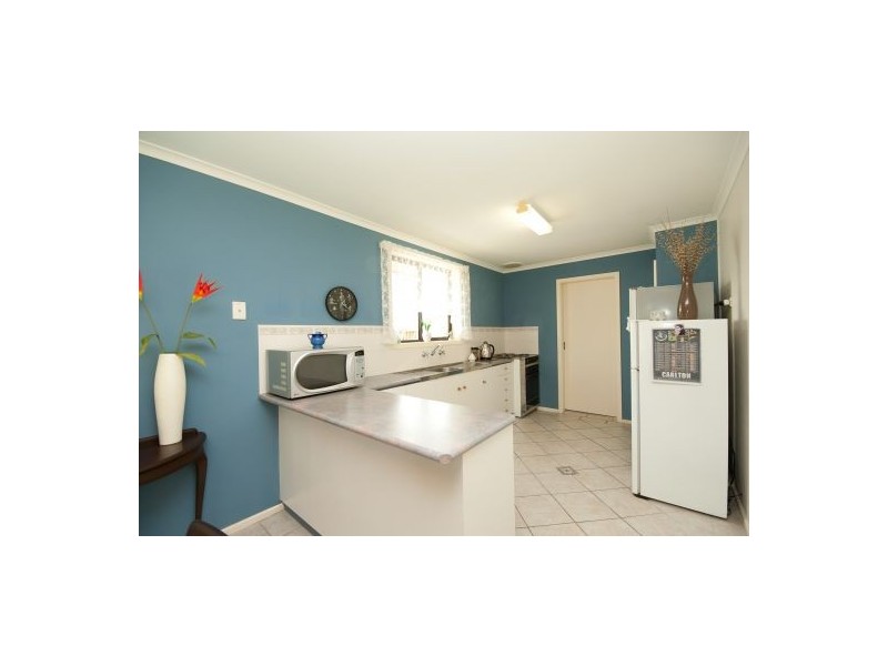 Unit 1/405 Ross Circuit, Lavington NSW 2641