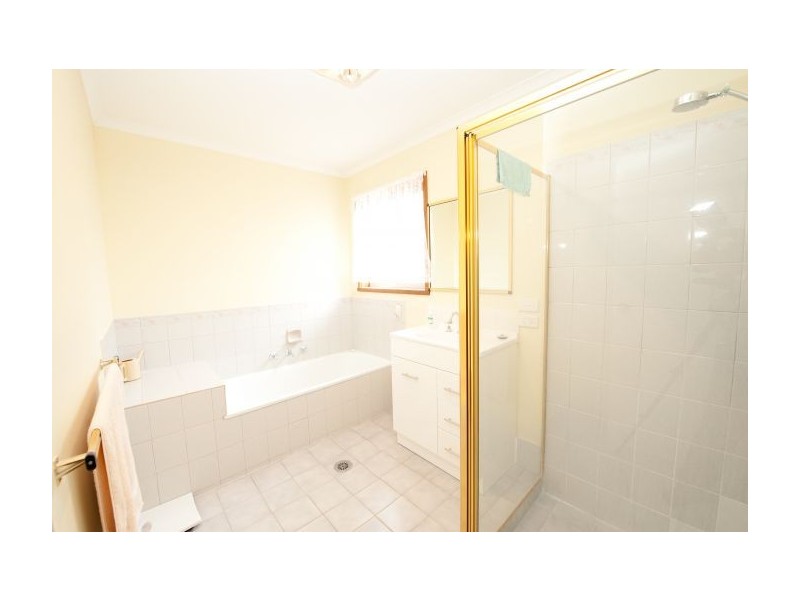 5/1-5 La Fontaine Ave, Lavington NSW 2641