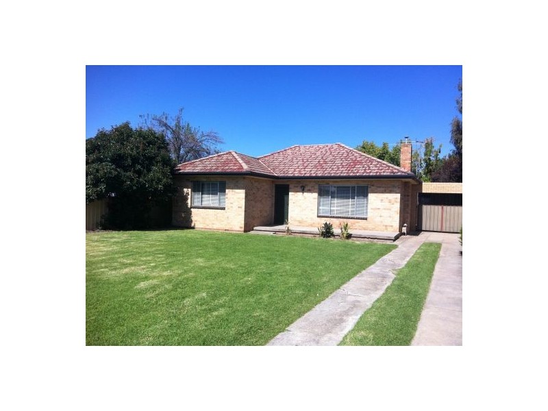 569  Heathwood Av, Lavington NSW 2641