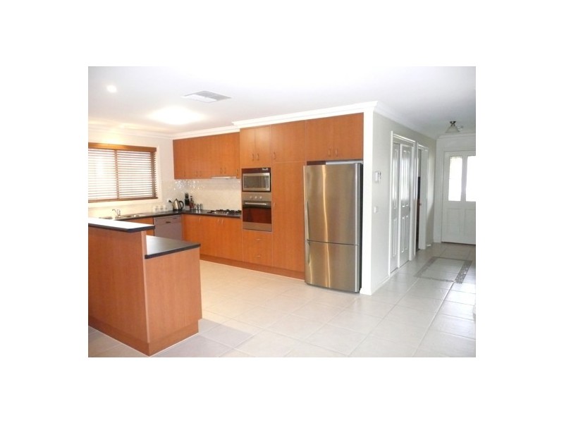 15 Darga Pl, Springdale Heights NSW 2641